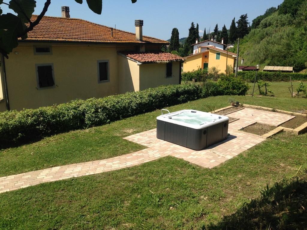 Podere Di Valli Santa Maria a Monte ภายนอก รูปภาพ